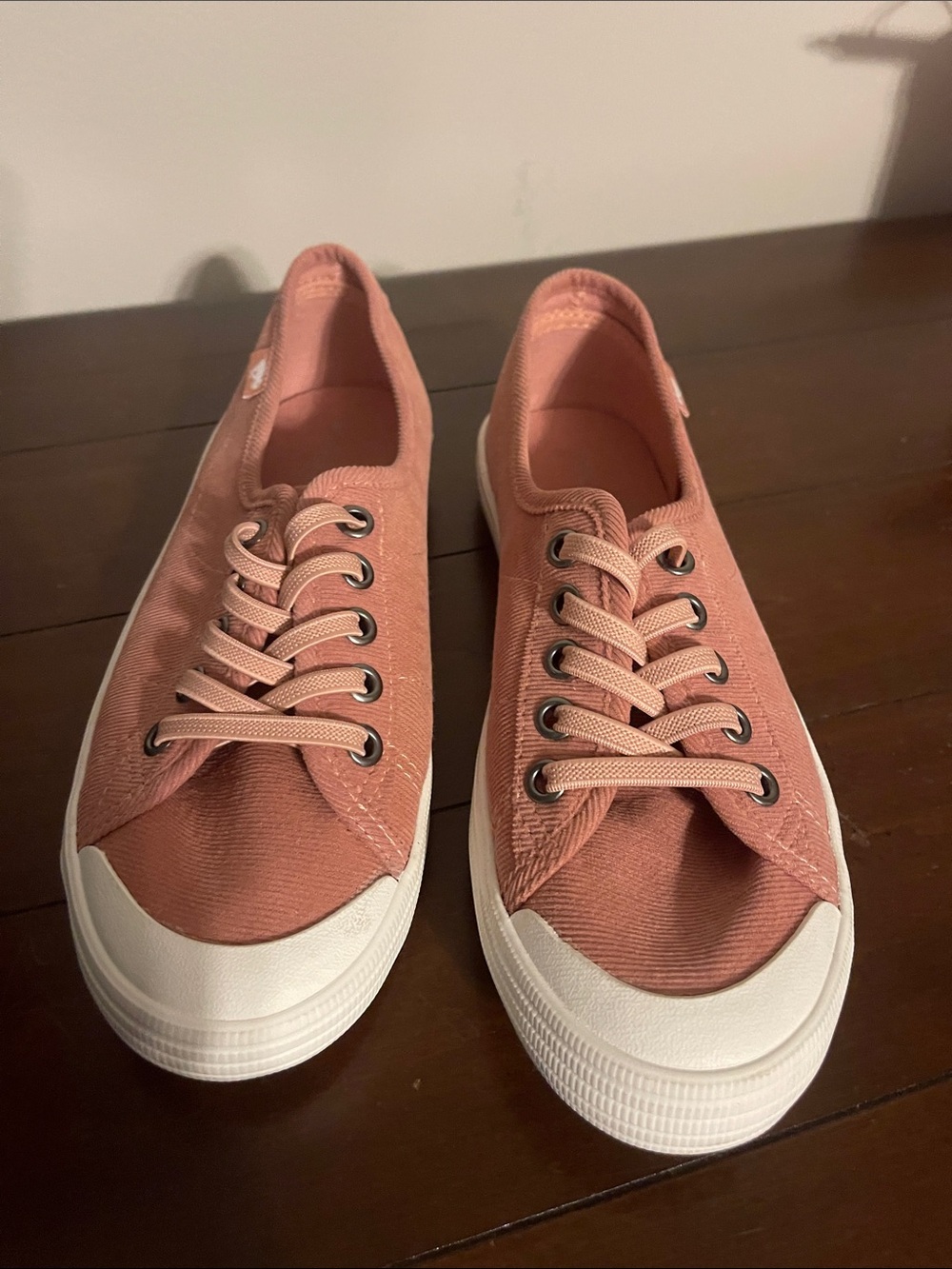 Rocket Dog Women’s Low-Top Sneakers in Dusty Pink